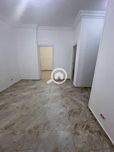 Office for Rent in Miami, Alexandria - صدق اولاً تصدق مكتب للإيجار بميامي ب4000ج فقط