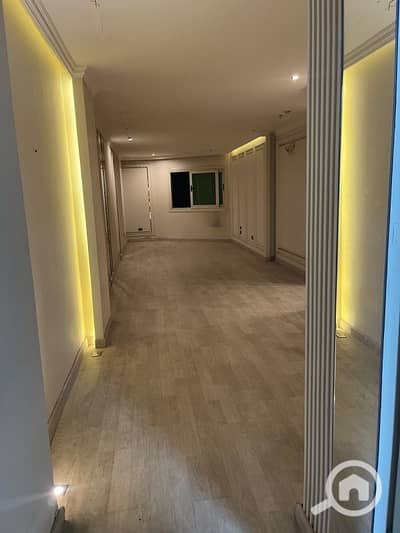 Office for Rent in Laurent, Alexandria - مكتب للإيجار بلوران ب15000ج