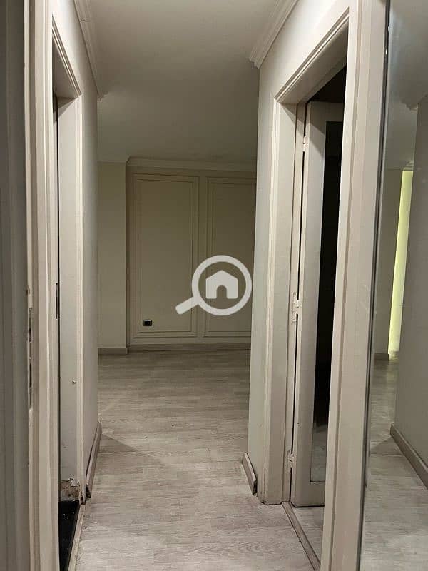شقة للإيجار بلوران للعرووووووسين
