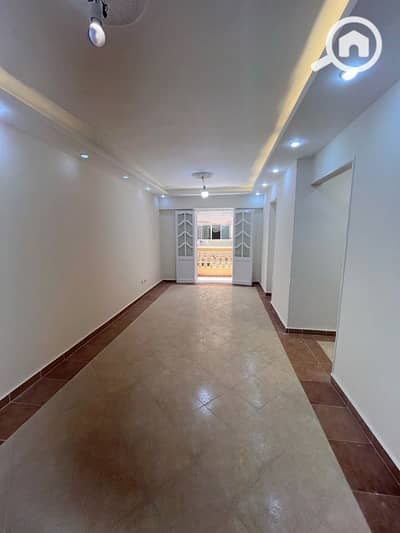 3 Bedroom Flat for Rent in Miami, Alexandria - شقة للإيجار سكني بميامي