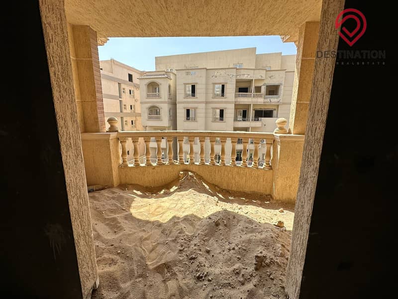 14 b675e598-9bd8-4d5a-9d00-abd36b9cd04b. jpg