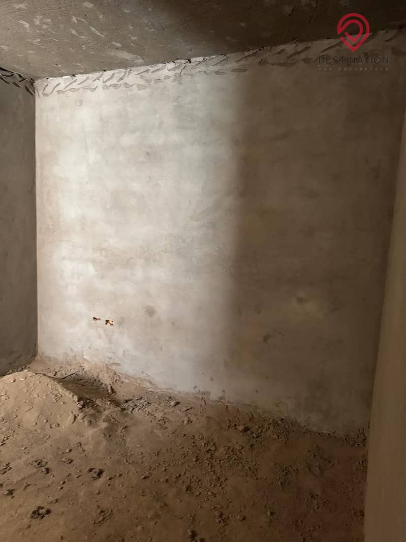 21 aadb6b2d-32cd-42b3-abc1-b086d971c4b6. jpg