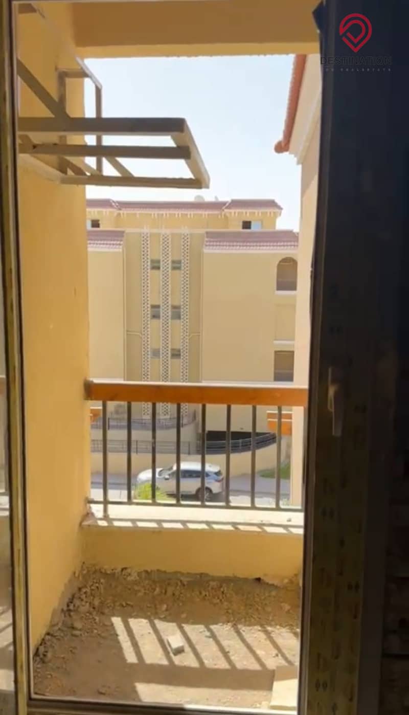 16 e5b82c89-9dd2-4d49-9945-70d42ac1d87f. jpg