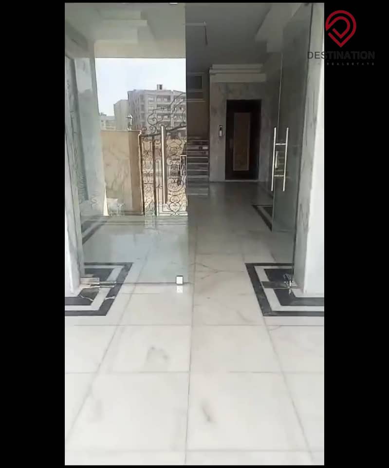 8 6ff54d44-cccc-41c5-9128-5499ab701bdb. jpg