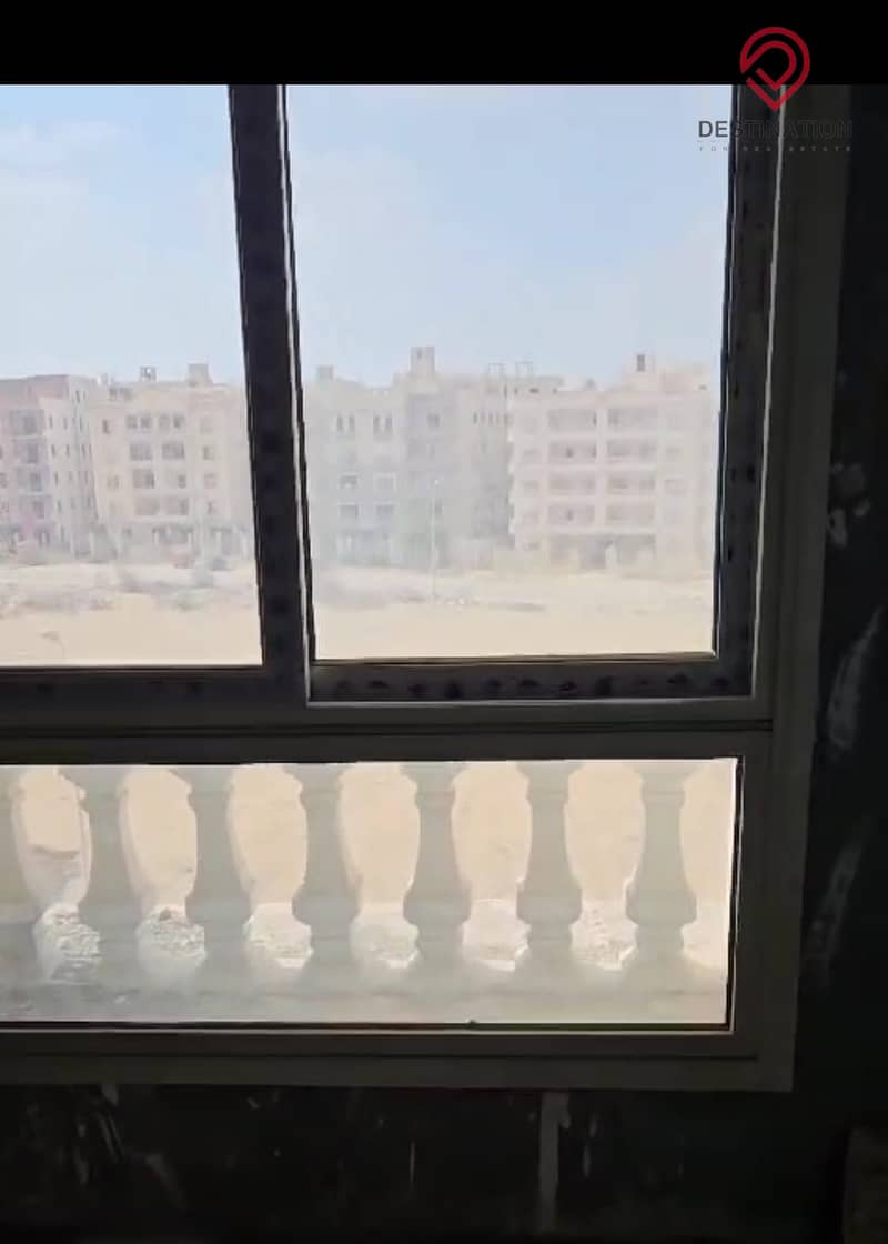 10 301d1bbb-21b7-46d5-8d7a-7363d5579624. jpg