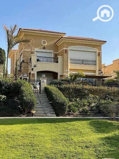 4 Bedroom Townhouse for Sale in Katameya, Cairo - عارضه فيلا كورنر للبيع علي الجولف مباشرة في ستون بارك التجمع الخامس