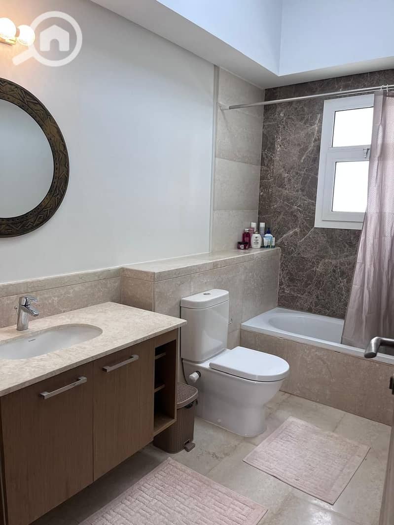 5 42ee9d4f-2380-4926-9569-8b3481749fac. jpg
