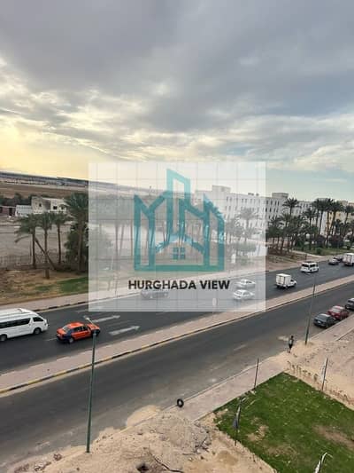 شقة 2 غرفة نوم للايجار في الغردقة، البحر الأحمر - للإيجار في الممشي علي طريق المطار غرفتين وفيو مفتوح