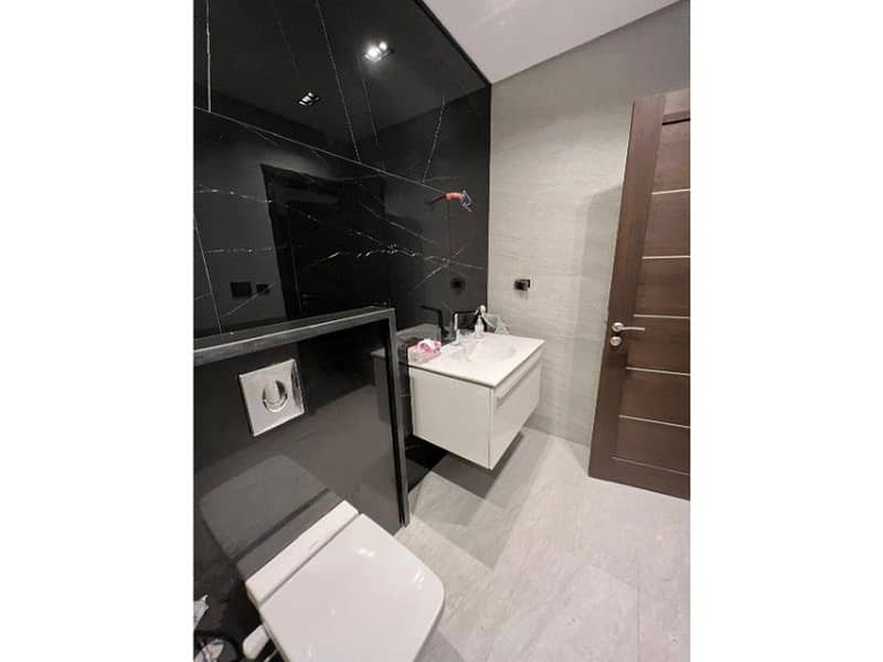 8 c17d4536-6acd-4a87-878d-b1cc620da959. jpg