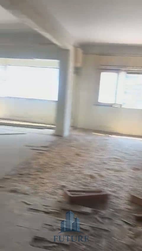5 WhatsApp Video 2025-09-08 at 21.58. 11_0e793c33. mp4_20250908_220444.730. jpg
