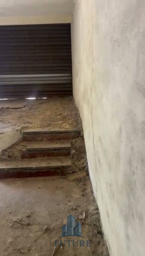 11 WhatsApp Video 2025-09-08 at 21.58. 11_0e793c33. mp4_20250908_220608.111. jpg