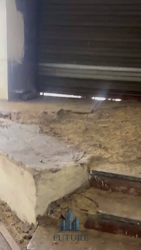 13 WhatsApp Video 2025-09-08 at 21.58. 11_0e793c33. mp4_20250908_220645.704. jpg