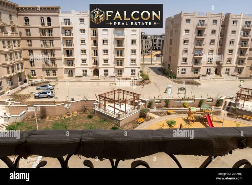 5 hyde-park-new-cairo-egypt-2E1ABEJ. jpg