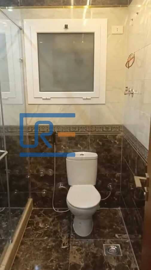 6 8a8bd73b-5506-4931-afd1-5d4c24e37549. jpg