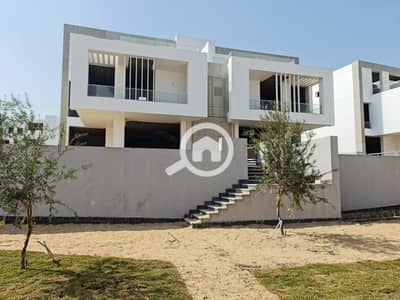 توين هاوس 4 غرف نوم للبيع في 6 أكتوبر، الجيزة - IMG-20240519-WA0032. jpg