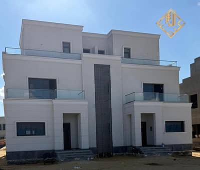 5 Bedroom Twin House for Sale in Sheikh Zayed, Giza - WhatsApp Image 2025-09-01 at 3.17. 16 PM. jpeg