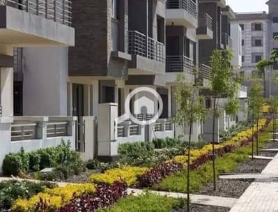 شقة 2 غرفة نوم للبيع في 6 أكتوبر، الجيزة - PHOTO-2024-05-22-15-51-14 (3). jpg