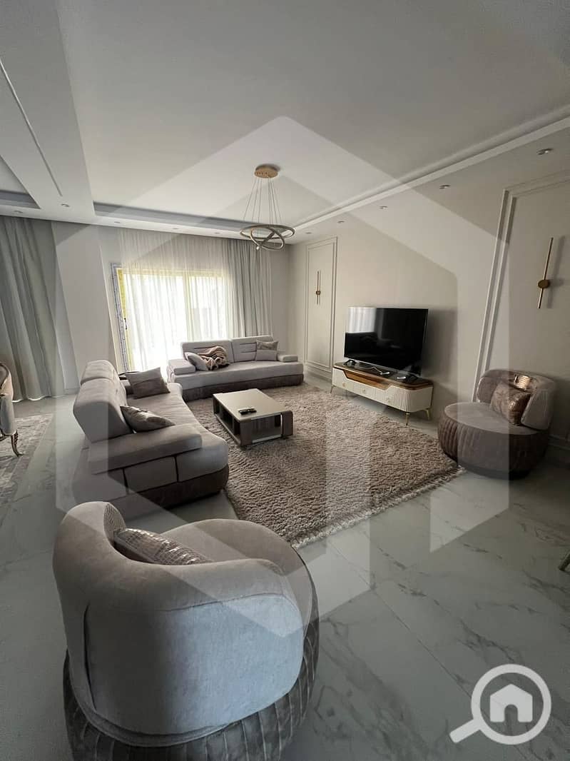 4 Continental Residence 4. jpg