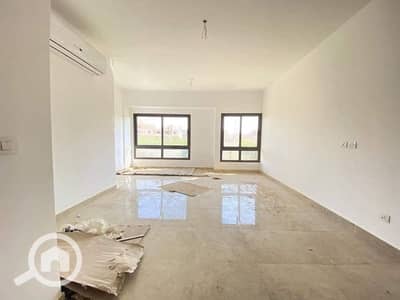 3 Bedroom Apartment for Sale in Hadayek October, Giza - 2f8ede61-d39e-4346-8d4e-c1316cdce4ed. jfif. jpg