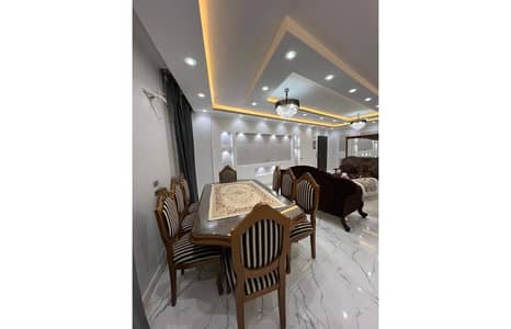 شقة 3 غرف نوم للايجار في الشيخ زايد، الجيزة - IMG-20250903-WA0299. jpg