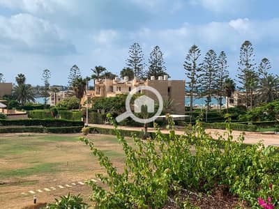 2 Bedroom Chalet for Rent in North Coast, Matruh - شاليه عالبحيرة في مارينا 2 – شارع الشانزلزيه بـ 3000 جنيه