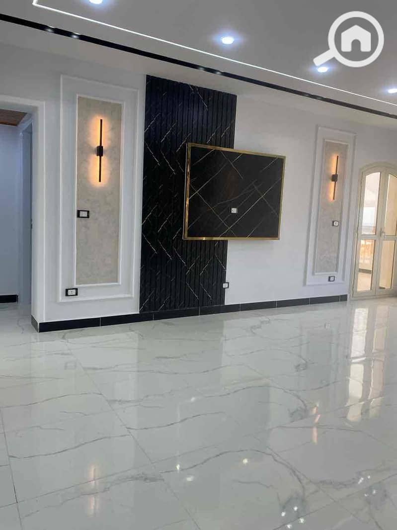 11 f1cd301b-bdb7-47e2-8c87-bed7a8cb53ac. jpg
