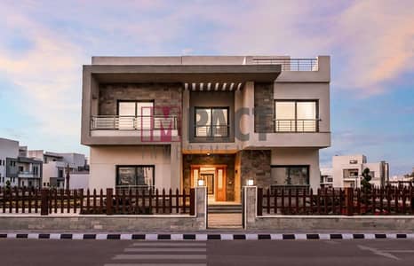 4 Bedroom Townhouse for Sale in Shorouk City, Cairo - 84a93076-b44f-414d-93ab-8da85d251298. jpg 4 Bedroom Townhouse for Sale in Shorouk City, Cairo - 84a93076-b44f-414d-93ab-8da85d251298. jpg