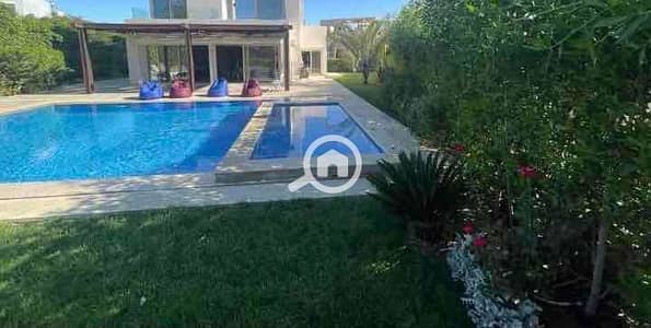 فیلا 5 غرف نوم للبيع في القاهرة الجديدة، القاهرة - 3fc75147-0595-4462-b24d-86378092f9fb. jpg