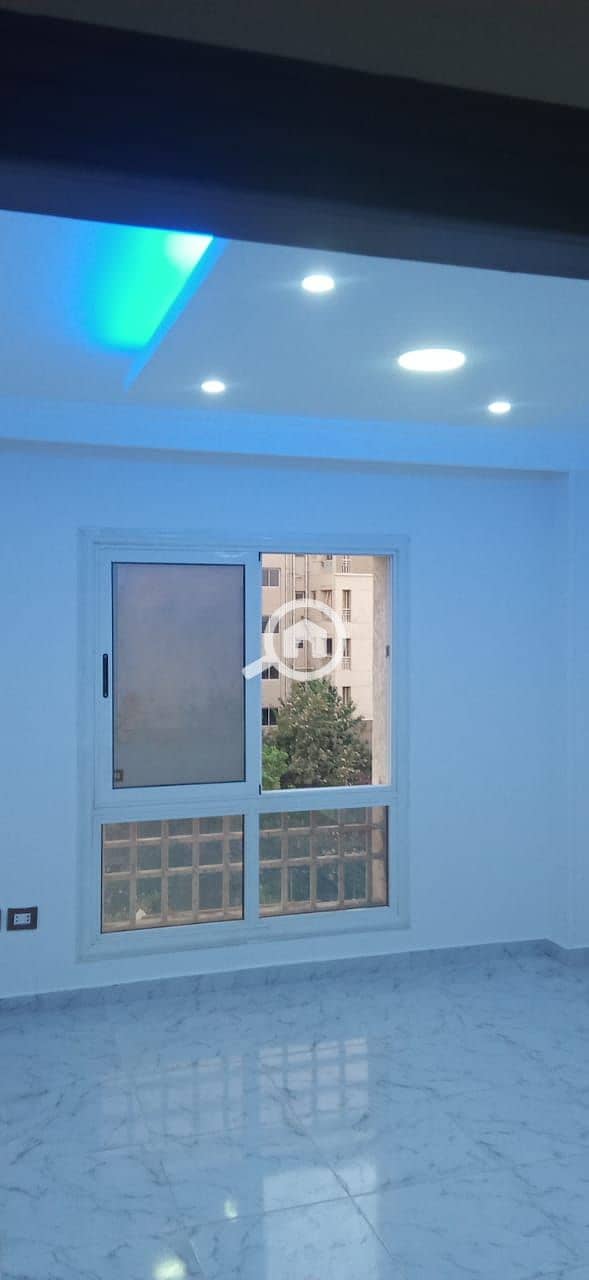 9 WhatsApp Image 2025-09-10 at 14.14. 46 (3). jpeg