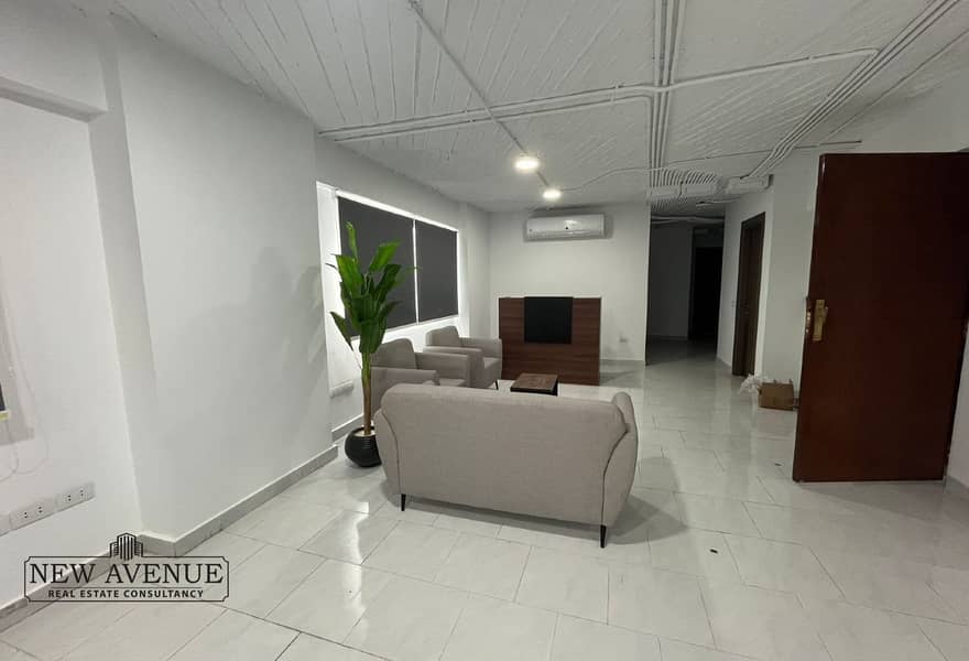 2 8f92439d-dadc-49c3-8967-cd8cb7941be4. jpg