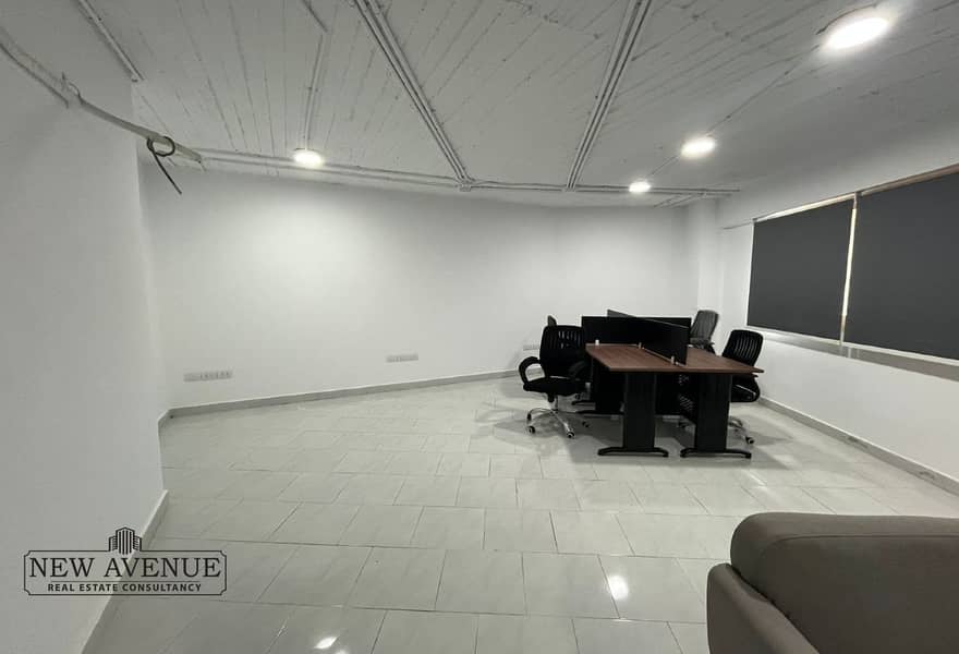 3 4aa8d712-a475-42fd-967a-bcb413dcd4a9. jpg