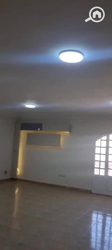 شقه ايجار بالتجمع الخامس - frame at 0m23s. jpg
