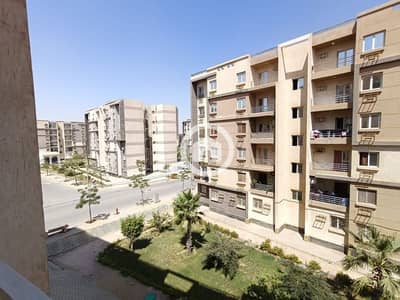 شقة 3 غرف نوم للايجار في 6 أكتوبر، الجيزة - شقة للايجار فاضية في سكن مصر الدوان تاون باكتوبر