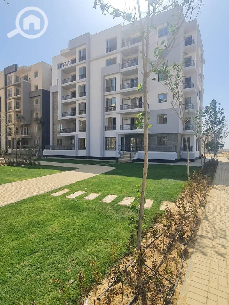 12 3196d519-b3a3-4cd4-b17a-068477b7c730. jpg