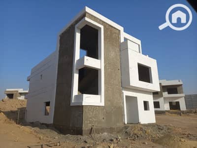 3 Bedroom Villa for Sale in Mostakbal City, Cairo - 487033606_977226357890244_7851900210968945246_n. jpg