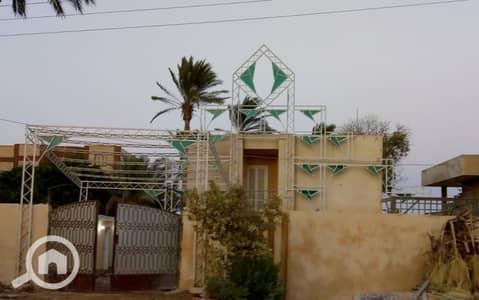 فیلا 5 غرف نوم للبيع في فايد، الإسماعيلية - فيلا ع البحيرة للبيع فرصة نادرة، عائلية ببستان، فايد، الإسماعيلية