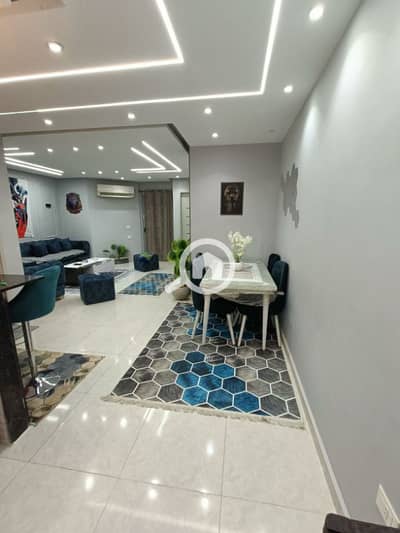2 Bedroom Hotel Apartment for Rent in Katameya, Cairo - شقه فندقيه مفروشه ايجار يومي كمباوند وان قطاميه دائري المعادي