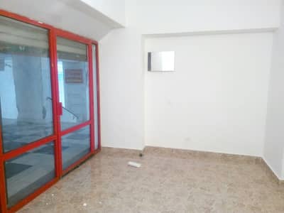 Retail for Rent in Sidi Gaber, Alexandria - 293 شارع بورسعيد امام مركز الجزويت عند محل صادكوا للاجهزة الكهربائية