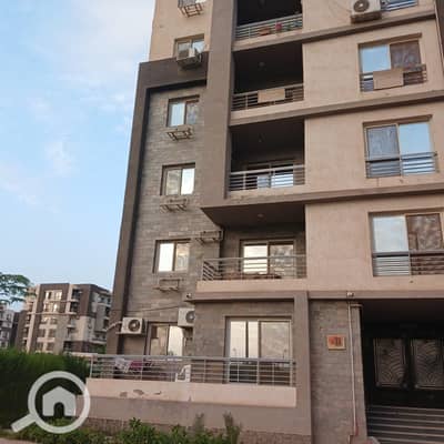 3 Bedroom Flat for Sale in Sheikh Zayed, Giza - WhatsApp Image 2025-05-02 at 12.35. 25 PM. jpeg
