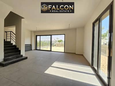 6 Bedroom Villa for Sale in Shorouk City, Cairo - WhatsApp Image 2025-07-08 at 13.00. 21_5cbb63a2. jpg