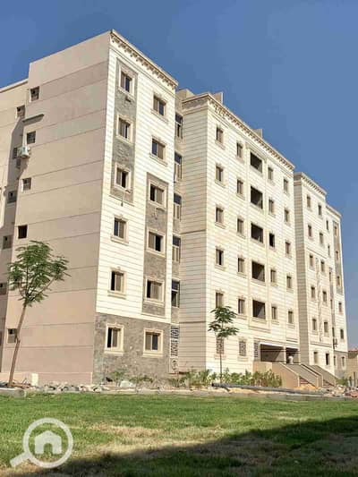 3 Bedroom Flat for Sale in Hadayek October, Giza - 1000117350. jpg