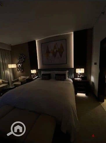 9 مارك جاردنز. jpg