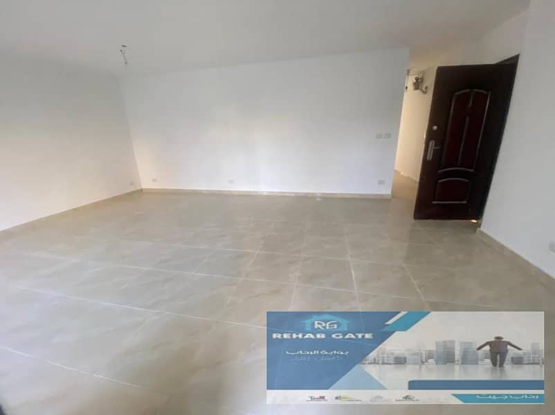 2 74edbf54-f4fe-4bd2-9af4-a6cb054ff987. jpg