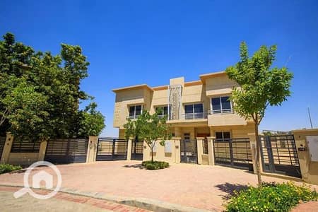 6 Bedroom Villa for Sale in Sheikh Zayed, Giza - 406566446_877527847110014_2583922748555490211_n. jpg