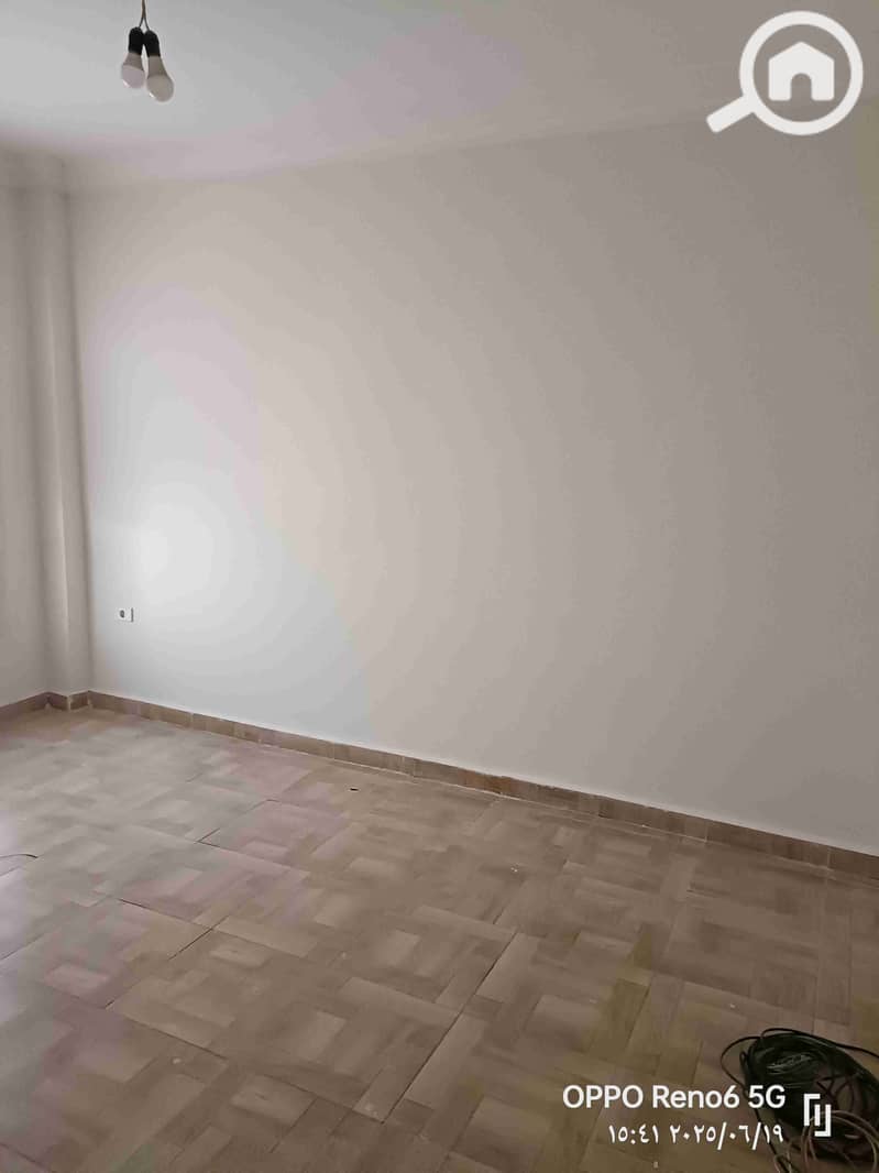 11 1000053440. jpg