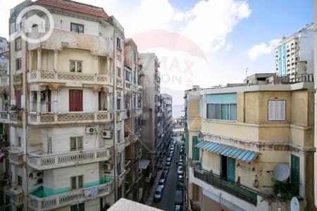 فلیٹ 4 غرف نوم للبيع في الأزاريطة، الإسكندرية - 1. jpg