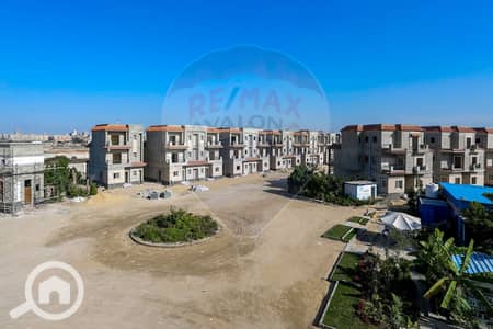 توين هاوس 5 غرف نوم للبيع في سموحة، الإسكندرية - 01. jpg