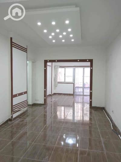 Office for Rent in Sporting, Alexandria - 91543f1d-05b0-4f36-97ec-cc7838809fe2. jpg