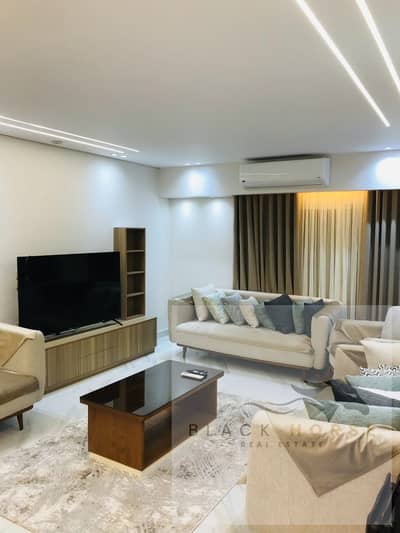 3 Bedroom Flat for Rent in New Cairo, Cairo - WhatsApp Image 2025-08-29 at 23.55. 53_88393af6. jpg