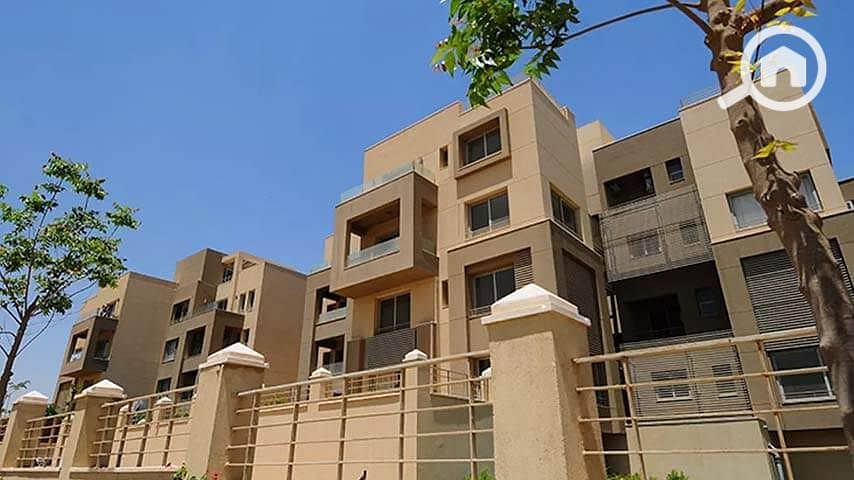 8 فيلدج-جيت-كمبوند. jpg